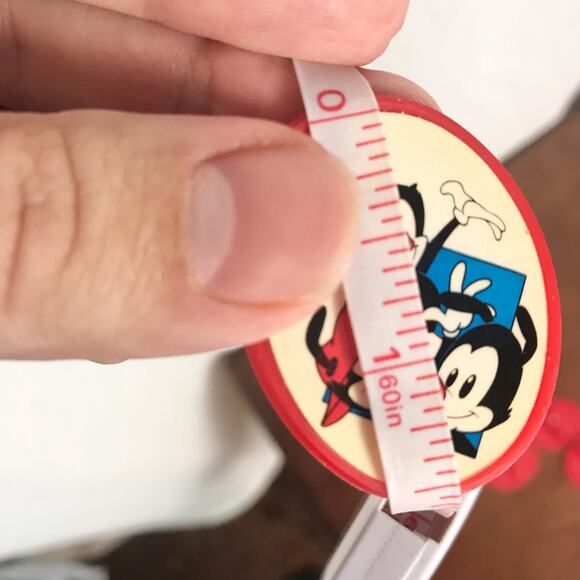 3/$20 Set of 11 VTG Warner Bros Bakery Craft ANIMANIACS Plastic Cupcake Toppers - Picture 6 of 6